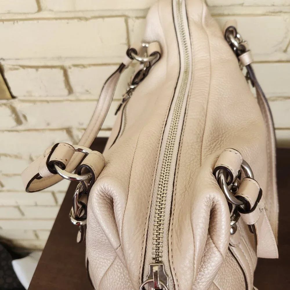 Euc Coach Alexadra Gold Leather Studded Shoulder Bag/Handbag